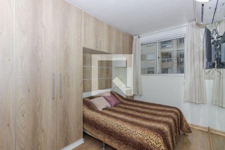 Quarto Suíte de apartamento para alugar com 2 quartos, 51m² em Protásio Alves, Porto Alegre