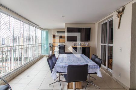 Varanda de apartamento à venda com 3 quartos, 122m² em Vila Regente Feijó, São Paulo