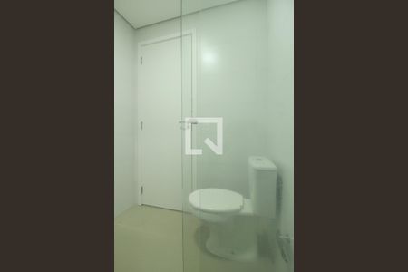 Banheiro de kitnet/studio para alugar com 1 quarto, 38m² em Jardim Portal da Colina, Sorocaba