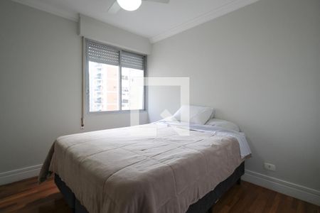 Suíte  de apartamento para alugar com 3 quartos, 100m² em Itaim Bibi, São Paulo