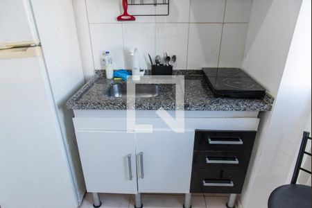 Cozinha de apartamento à venda com 1 quarto, 30m² em Sé, São Paulo