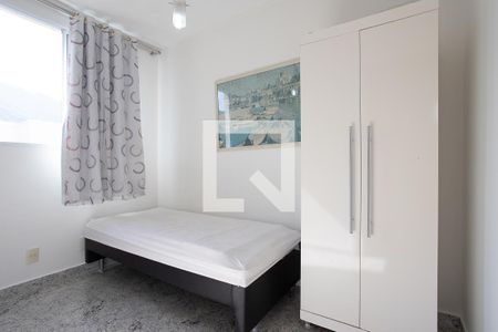 Quarto 2 de apartamento para alugar com 3 quartos, 53m² em Vargem Pequena, Rio de Janeiro