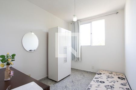 Quarto 1 de apartamento para alugar com 3 quartos, 53m² em Vargem Pequena, Rio de Janeiro