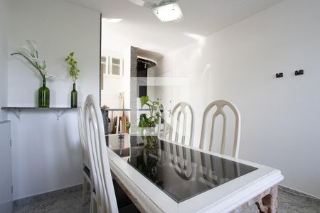 Sala de apartamento para alugar com 3 quartos, 53m² em Vargem Pequena, Rio de Janeiro