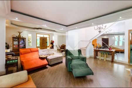 Sala de casa para alugar com 4 quartos, 320m² em Aparecida, Santos