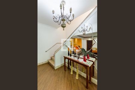 Sala de casa para alugar com 4 quartos, 320m² em Aparecida, Santos