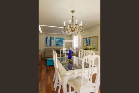 Sala de apartamento à venda com 4 quartos, 163m² em Jardim dos Oliveiras, Campinas