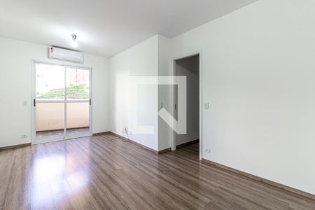 Sala de apartamento para alugar com 3 quartos, 90m² em Vila Uberabinha, São Paulo