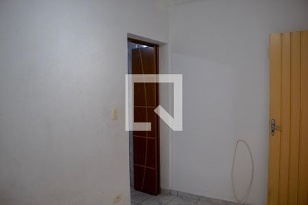 Quarto 2 de casa para alugar com 2 quartos, 90m² em Vila Medeiros, São Paulo