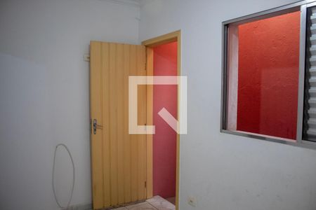 Quarto 2 de casa para alugar com 2 quartos, 90m² em Vila Medeiros, São Paulo