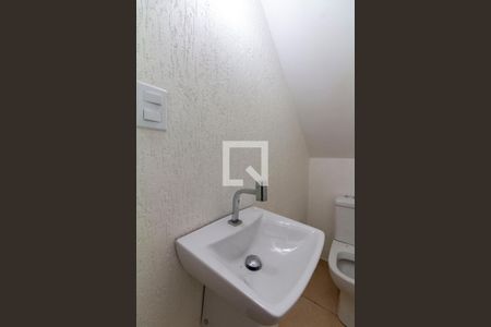 Lavabo de casa à venda com 3 quartos, 160m² em Itaquera, São Paulo