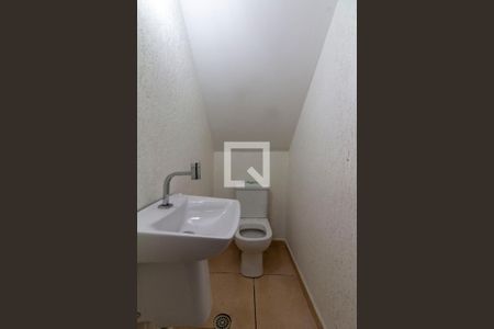 Lavabo de casa à venda com 3 quartos, 160m² em Itaquera, São Paulo