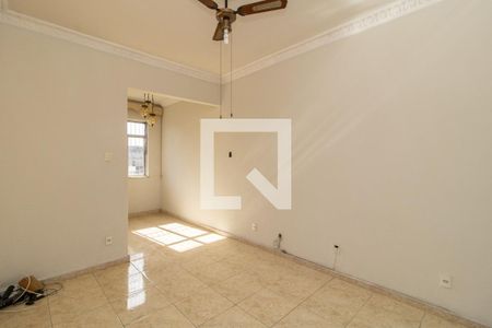 Sala de apartamento para alugar com 2 quartos, 100m² em Cordovil, Rio de Janeiro