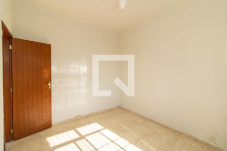 Quarto 1 de apartamento para alugar com 2 quartos, 100m² em Cordovil, Rio de Janeiro