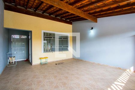 Casa à venda com 191m², 2 quartos e 2 vagas Casa à venda com 191m², 2 quartos e 2 vagasGaragem