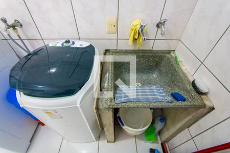 Casa à venda com 191m², 2 quartos e 2 vagas Casa à venda com 191m², 2 quartos e 2 vagasÁrea de serviço