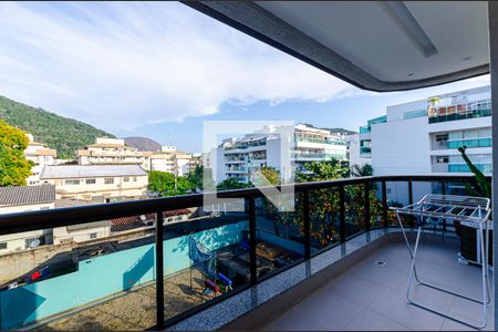 varanda de apartamento à venda com 2 quartos, 74m² em Itaipu, Niterói