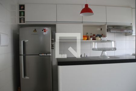 Cozinha de apartamento à venda com 2 quartos, 48m² em Colônia (zona Leste), São Paulo