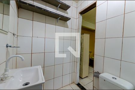 Banheiro de apartamento para alugar com 1 quarto, 54m² em Itaipu, Niterói