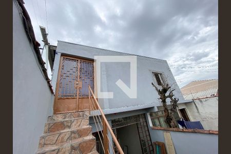 Apartamento para alugar com 120m², 3 quartos e sem vaga Apartamento para alugar com 120m², 3 quartos e sem vagaEntrada