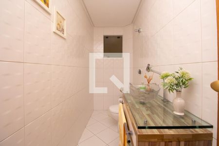 Lavabo de casa à venda com 3 quartos, 189m² em Vila Bertioga, São Paulo