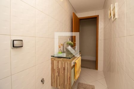 Lavabo de casa à venda com 3 quartos, 189m² em Vila Bertioga, São Paulo