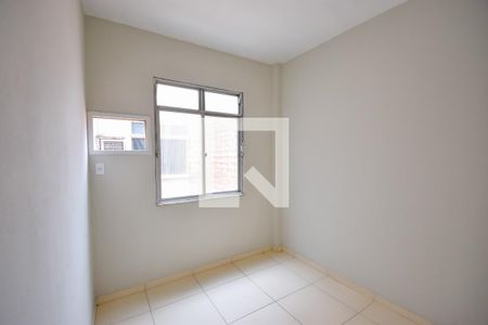 Quarto 2 de apartamento para alugar com 2 quartos, 60m² em Pilares, Rio de Janeiro