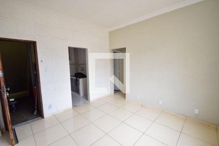 Sala de apartamento para alugar com 2 quartos, 60m² em Pilares, Rio de Janeiro