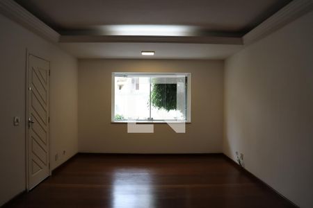 Sala de casa para alugar com 3 quartos, 180m² em Vila Suzana, São Paulo