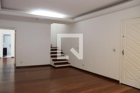 Sala de casa para alugar com 3 quartos, 180m² em Vila Suzana, São Paulo