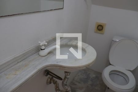 Lavabo de casa para alugar com 3 quartos, 180m² em Vila Suzana, São Paulo