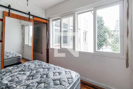 Quarto de apartamento para alugar com 1 quarto, 46m² em Vila Ipiranga, Porto Alegre