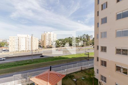 Vista da Sala e Cozinha de apartamento à venda com 2 quartos, 33m² em Parque Fongaro, São Paulo