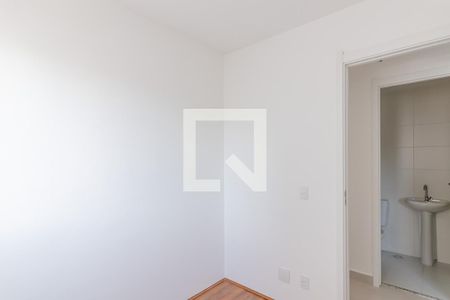 Quarto 1 de apartamento à venda com 2 quartos, 33m² em Parque Fongaro, São Paulo