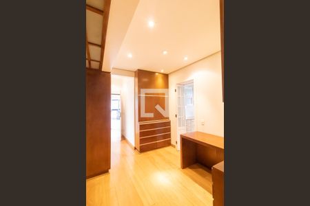 Escritório de apartamento à venda com 4 quartos, 195m² em Vila Mariana, São Paulo