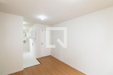 Sala de apartamento para alugar com 2 quartos, 42m² em Guaratiba, Rio de Janeiro