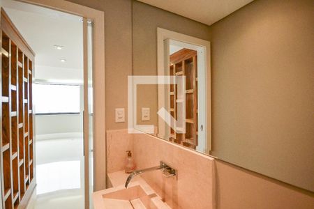 Lavabo de apartamento para alugar com 3 quartos, 153m² em Vila Santo Estéfano, São Paulo