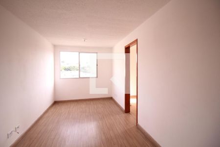 Sala  de apartamento para alugar com 2 quartos, 49m² em Vila Regina, São Paulo