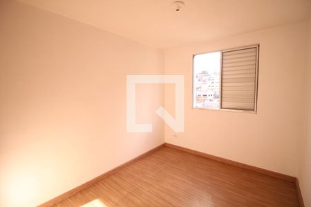 Quarto  de apartamento para alugar com 2 quartos, 49m² em Vila Regina, São Paulo