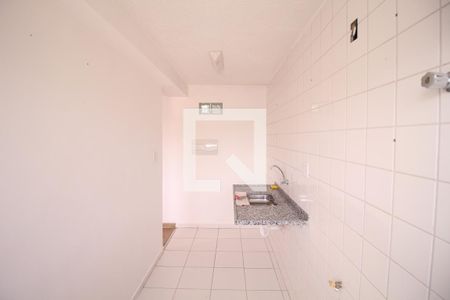 Cozinha  de apartamento para alugar com 2 quartos, 49m² em Vila Regina, São Paulo