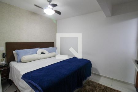Suíte de casa de condomínio à venda com 3 quartos, 270m² em São Francisco Xavier, Rio de Janeiro