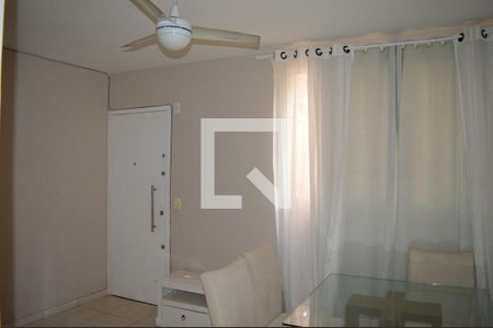 Sala de apartamento para alugar com 2 quartos, 60m² em Chácara Cotia, Contagem