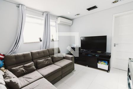 Casa à venda com 65m², 2 quartos e sem vagaSala