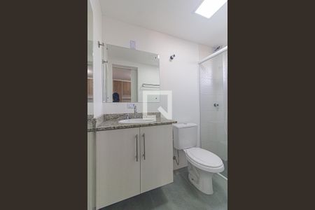 Banheiro de apartamento para alugar com 1 quarto, 34m² em Juvevê, Curitiba