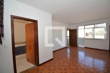 Sala de casa para alugar com 3 quartos, 222m² em Oswaldo Cruz, Rio de Janeiro