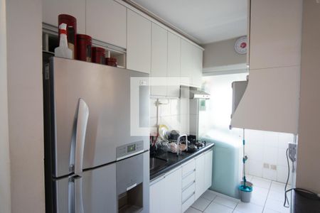 Cozinha de apartamento à venda com 2 quartos, 49m² em Jardim Vila Formosa, São Paulo