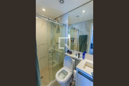 Banheiro de apartamento à venda com 1 quarto, 63m² em Campestre, Santo André
