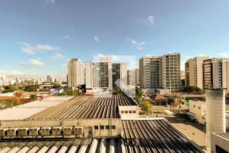 Vista de kitnet/studio para alugar com 1 quarto, 26m² em Indianópolis, São Paulo