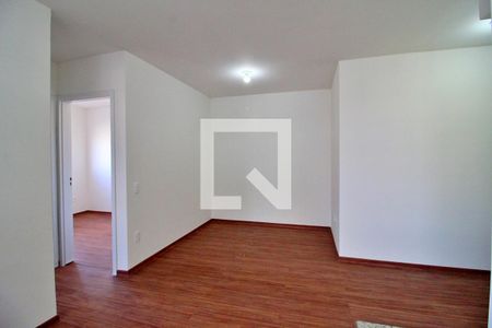 Sala de apartamento para alugar com 2 quartos, 50m² em Vila Metalúrgica, Santo André