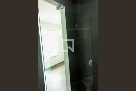 Banheiro de apartamento para alugar com 1 quarto, 55m² em Vargem Grande, Rio de Janeiro